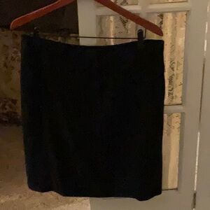 CASUAL CORNER DARK GRAY/BLACK PINSTRIPE PENCIL SKIRT- SIZE 16